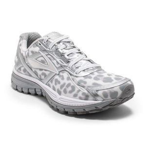 brooks cheetah print shoe